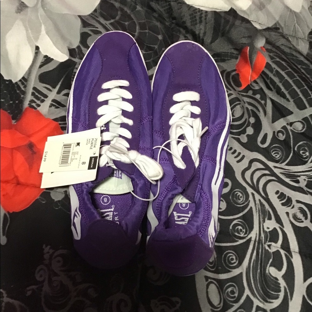 Women’s shoes